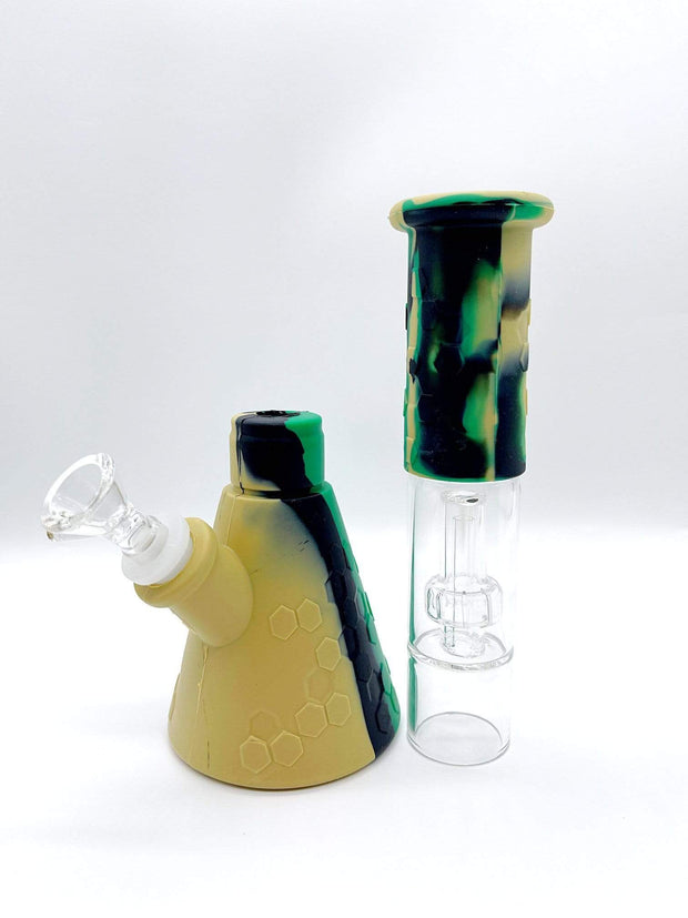 Smoke Station Water Pipe Camo Silicone water pipe with glass showerhead chamber